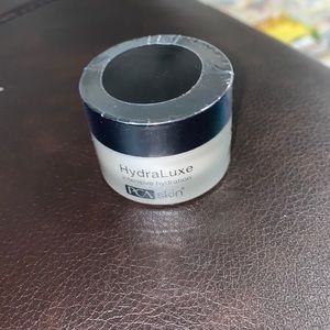 HydraLuxe Intensive Hydration PCA Skin